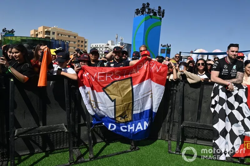 Les fans de Max Verstappen, Red Bull Racing, au Forum des fans