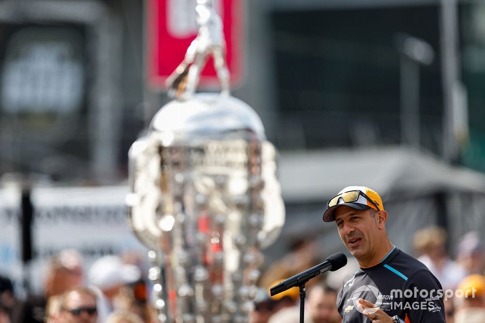 Tony Kanaan, Arrow McLaren Chevrolet Driver's Meeting