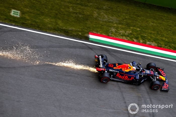Max Verstappen, Red Bull Racing RB16B