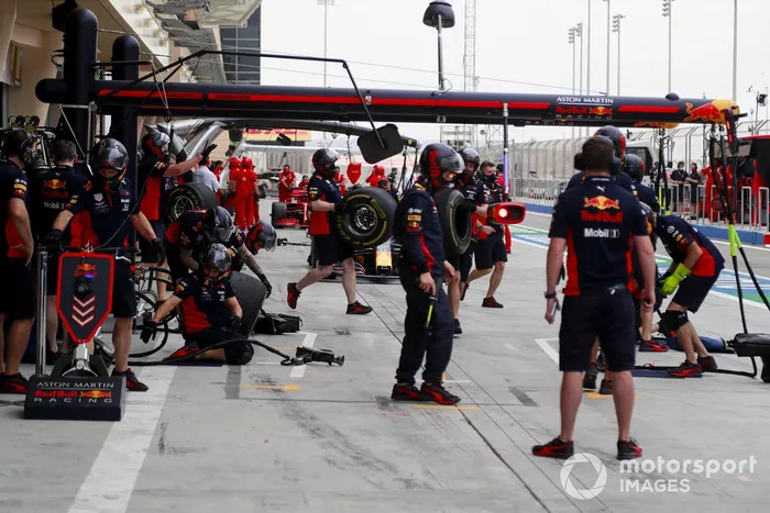 Parada en boxes de Red Bull