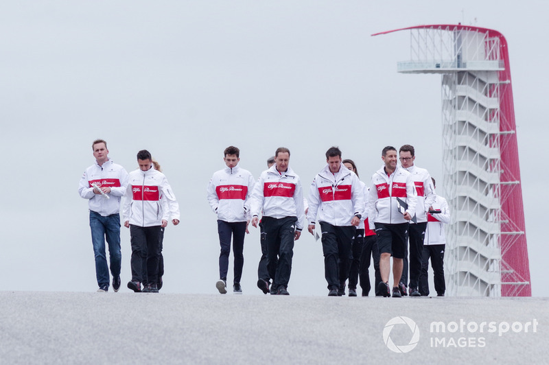 Charles Leclerc, Alfa Romeo Sauber F1 Team ispeziona il circuito