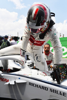 Charles Leclerc, Alfa Romeo Sauber C37 sur la grille