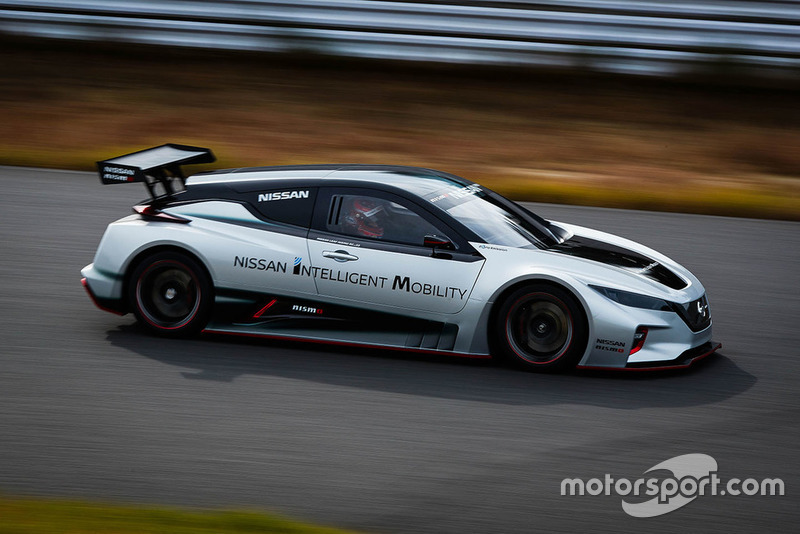 Nissan LEAF NISMO RC