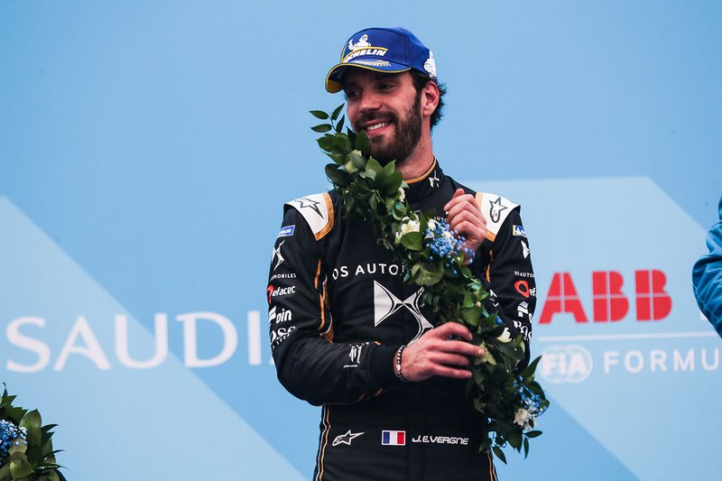 Jean-Eric Vergne, DS TECHEETAH, festeggia il secondo posto, sul podio