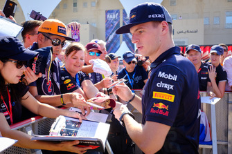 Des fans de Max Verstappen, Red Bull Racing RB14