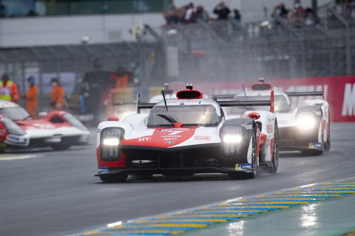 #7 Toyota Gazoo Racing Toyota GR010 - Hybrid Hypercar, Mike Conway, Kamui Kobayashi, Jose Maria Lopez