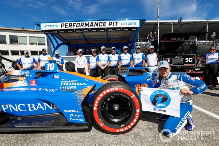 Ganador de la pole Alex Palou, Chip Ganassi Racing Honda