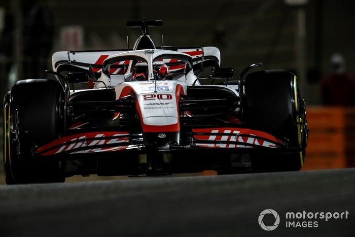 Kevin Magnussen, Haas VF-22