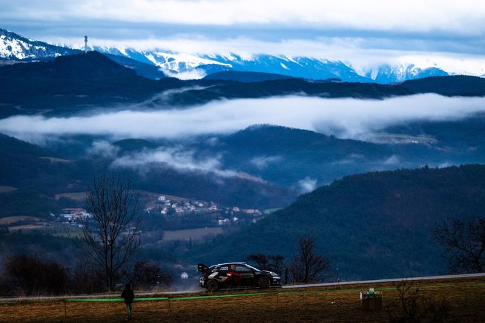 Sébastien Ogier, Vincent Landais, Toyota Gazoo Racing WRT Toyota GR Yaris Rally1