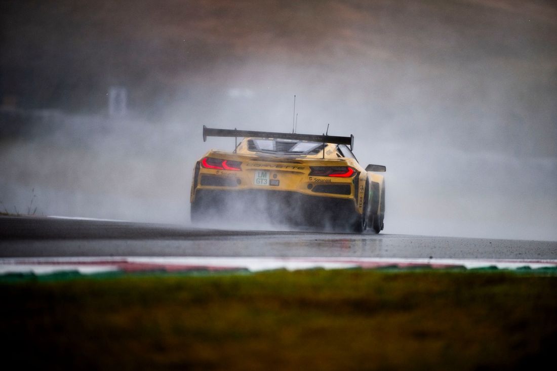 #33 TF Sport Corvette Z06 LMGT3.R: Ben Keating, Jonny Edgar, Daniel Juncadella