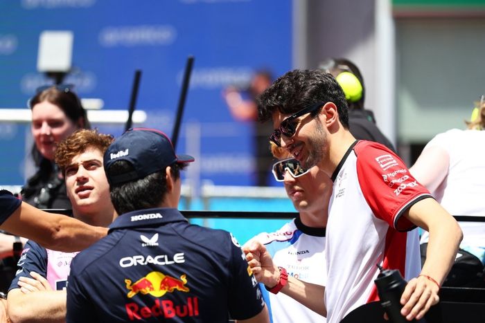 Esteban Ocon, Haas F1 Team, Yuki Tsunoda, Red Bull Racing Team