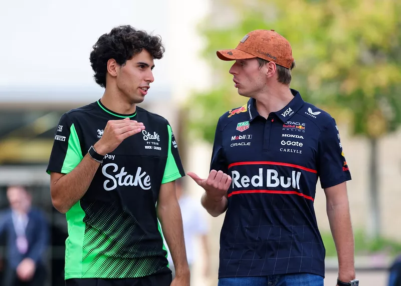 Max Verstappen, Red Bull Racing, Gabriel Bortoleto, Sauber