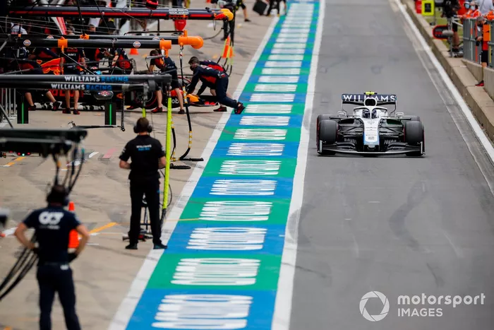 Nicholas Latifi, Williams FW43, Max Verstappen, Red Bull Racing RB16
