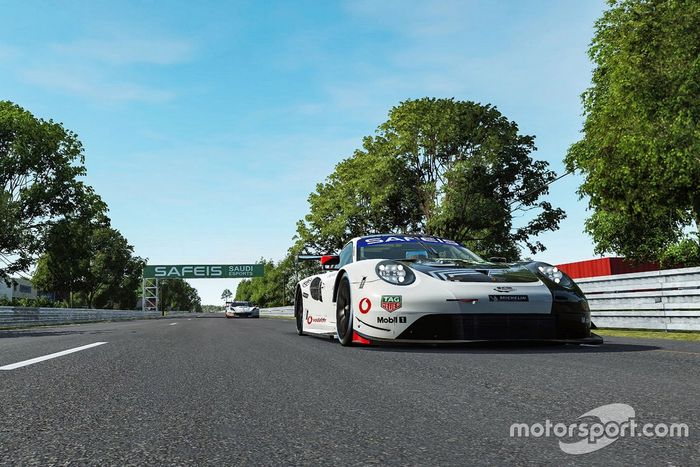 #93 Porsche Esports Team Porsche 911 RSR: Nick Tandy, Ayhancan Guven, Joshua Rogers, Tommy Ostgaard