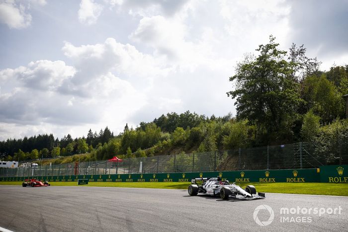 Pierre Gasly, AlphaTauri AT01, Charles Leclerc, Ferrari SF1000