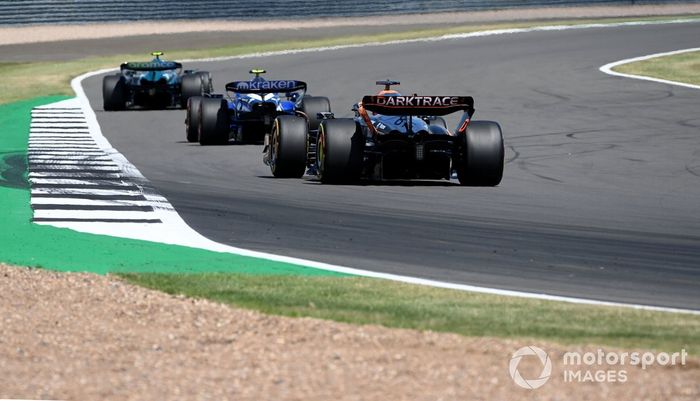 Fernando Alonso, Aston Martin AMR23, Logan Sargeant, Williams FW45, Oscar Piastri, McLaren MCL60