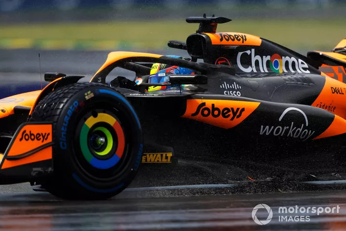 Oscar Piastri, McLaren MCL38 