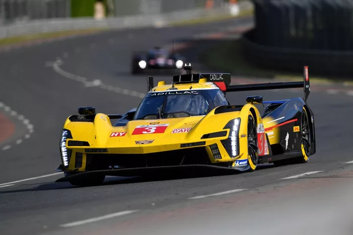 #3 Cadillac Racing Cadillac V-Series.R: Sebastien Bourdais, Renger Van Der Zande, Scott Dixon