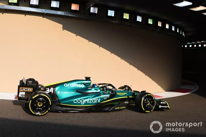 Felipe Drugovich, Aston Martin AMR22 