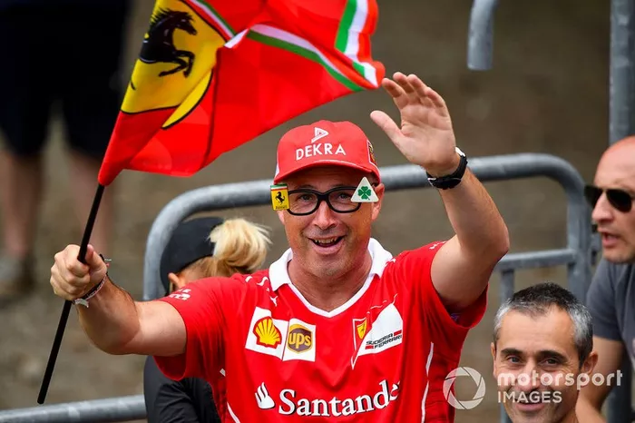 Bandera de Ferrari