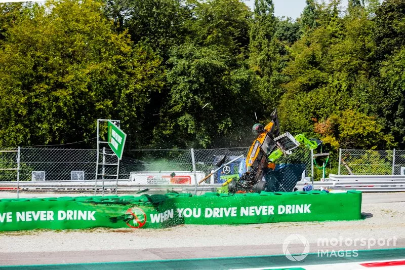 Alexander Peroni, Campos Racing, crashes