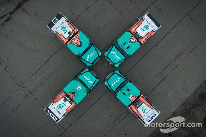 Todos los camiones del Equipo De Rooy