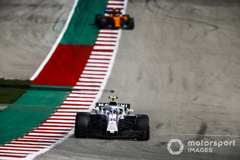 Sergey Sirotkin, Williams FW41, Stoffel Vandoorne, McLaren MCL33
