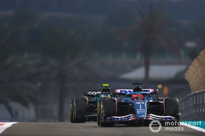 Esteban Ocon, Alpine A523, Fernando Alonso, Aston Martin AMR23