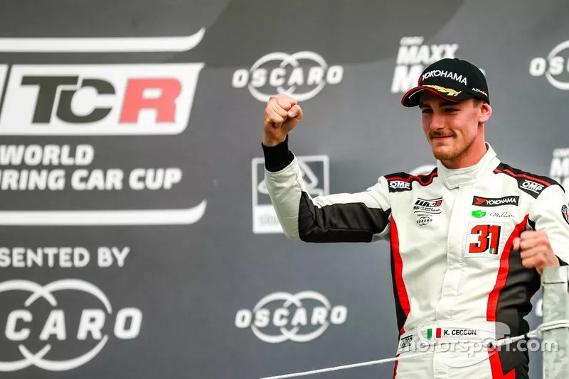 Podio: Kevin Ceccon, Team Mulsanne Alfa Romeo Giulietta TCR