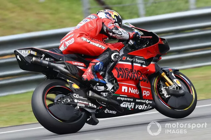 Ducati: cubrellantas