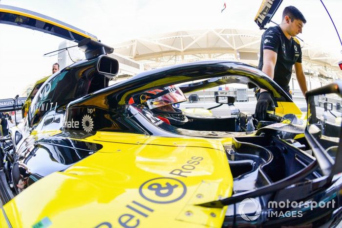 Esteban Ocon, Renault F1 Team R.S. 19 