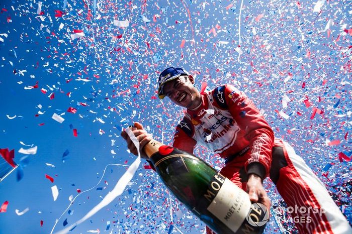 Pascal Wehrlein, Mahindra Racing, celebra