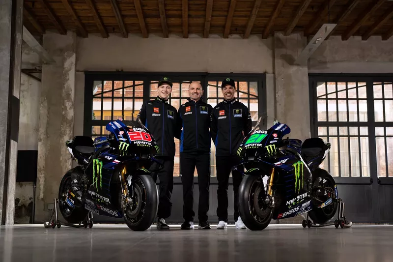Fabio Quartararo, Yamaha Factory Racing, Franco Morbidelli, Yamaha Factory Racing, Massimo_Meregalli, Yamaha Factory Racing team director