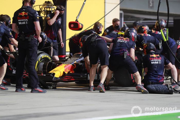 Sergio Pérez, Red Bull Racing RB16B