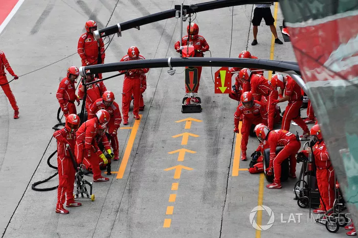 Ferrari pit stop