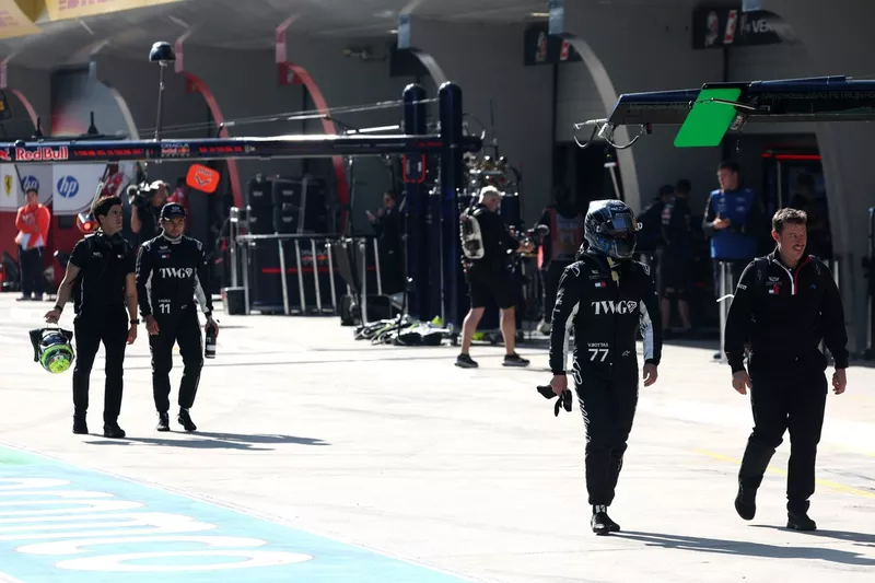 Sergio Pérez, Cadillac Racing, Valtteri Bottas, Cadillac Racing