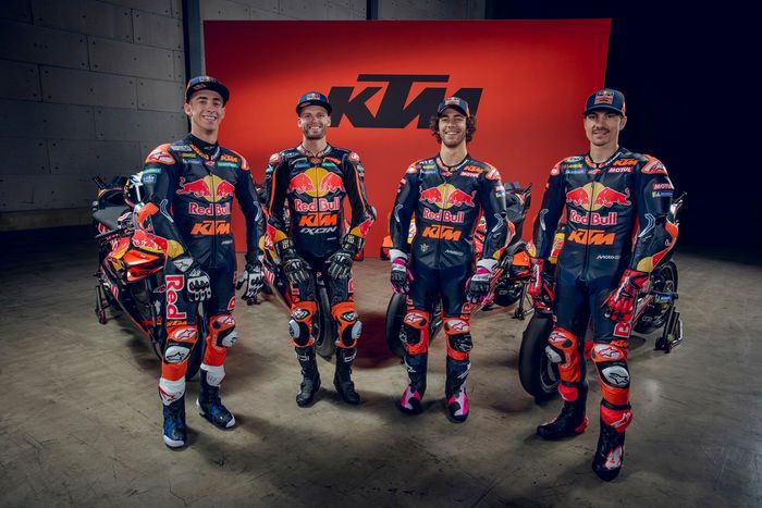 Pedro Acosta, Red Bull KTM Factory Racing, Brad Binder, Red Bull KTM Factory Racing, Enea Bastianini, Red Bull KTM Tech 3, Maverick Viñales, Red Bull KTM Tech 3
