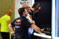 Christian Horner, Red Bull Racing Takım Patronu ve Dr Helmut Marko, Red Bull Motorsporları Danışmanı