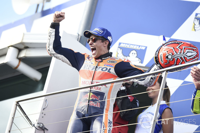 Em uma prova emocionante, Marc Márquez levou a melhor na Austrália.