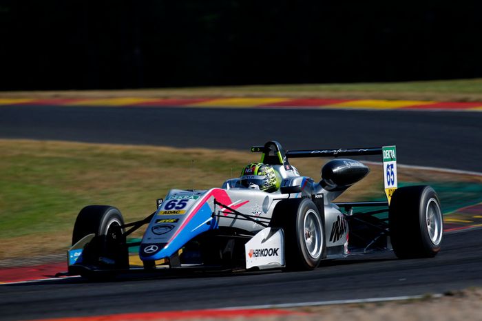 Enaam Ahmed, Hitech Bullfrog GP Dallara F317 - Mercedes-Benz