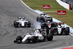 Valtteri Bottas, Williams FW38 leads Nico Hulkenberg, Sahara Force India F1 VJM09