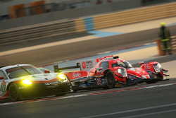 Автомобиль №25 команды CEFC Manor, Oreca 07 Gibson: Роберто Гонсалес, Симон Труммер, Виталий Петров