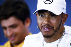Lewis Hamilton, Mercedes AMG F1, Carlos Sainz Jr., Renault Sport F1 Team, en la conferencia de prens