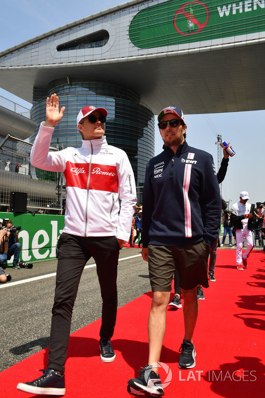Marcus Ericsson, Sauber e Sergio Perez, Force India nella drivers parade