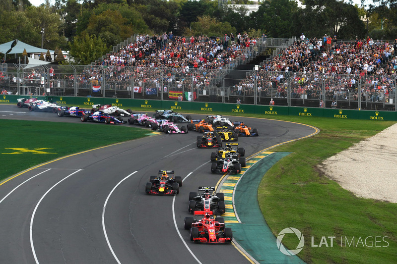 Sebastian Vettel, Ferrari SF71H al inicio de la carrera