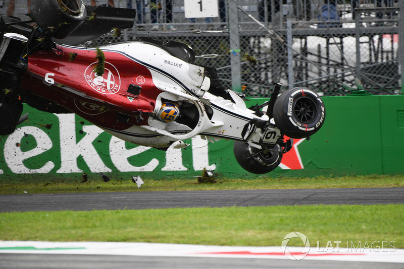Choque de Marcus Ericsson, Sauber C37