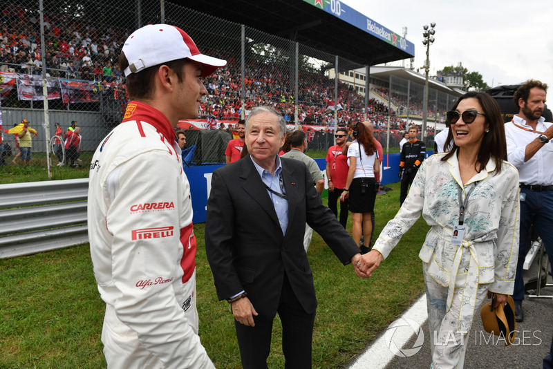 Charles Leclerc, Alfa Romeo Sauber F1 Team on the grid with Jean Todt (FRA) FIA President and wife Michelle Yeoh (MAL)