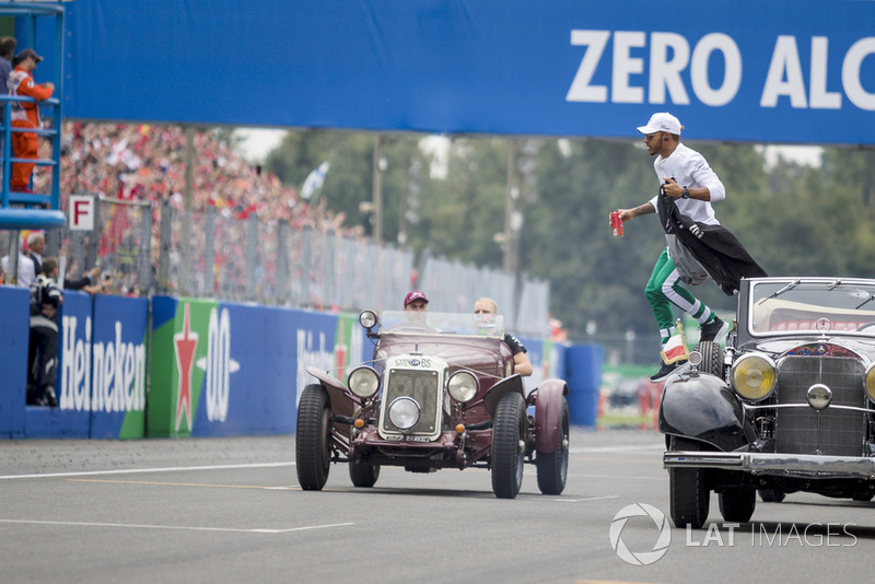 F1-es versenyzői parádé az Olasz Nagydíjról, Monzából