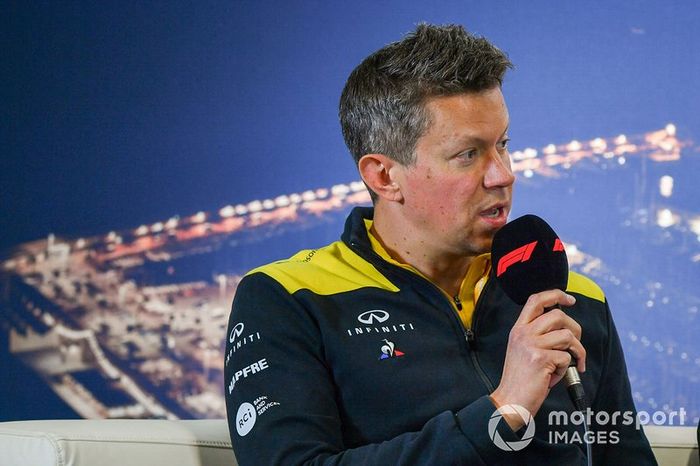 Marcin Budkowski, Renault F1 Team in the press conference