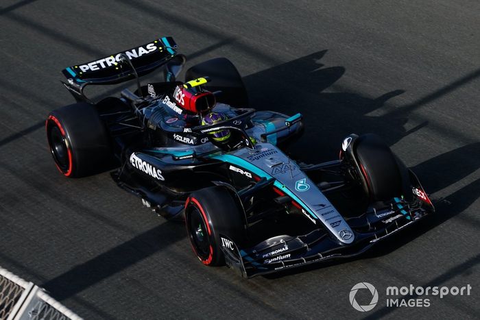 Lewis Hamilton, Mercedes F1 W15